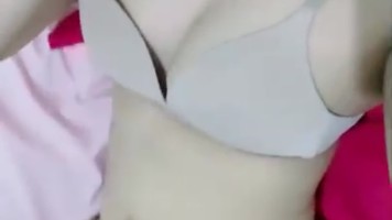 Kompilasi Toket Pink Laura Cantik MangoLive