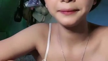 Toket Mungil Pelintir Uting Santuy Mango