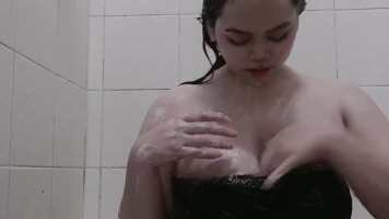 Kenalin Tamara Live Mandi Bareng Omek Yuk Dream